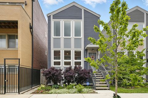 1904 N Springfield Avenue Chicago IL 60647