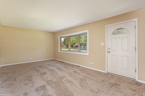 Tiny photo for 7049 W 91 Street, Bridgeview, IL 60455 (MLS # 12660438)