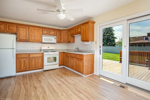 Tiny photo for 7049 W 91 Street, Bridgeview, IL 60455 (MLS # 12660438)