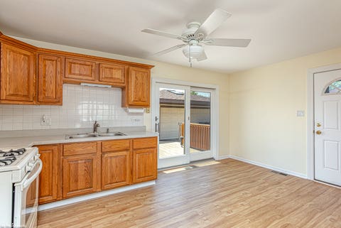 Tiny photo for 7049 W 91 Street, Bridgeview, IL 60455 (MLS # 12660438)