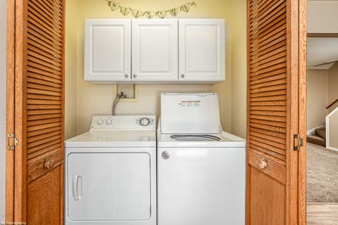 Tiny photo for 7049 W 91 Street, Bridgeview, IL 60455 (MLS # 12660438)