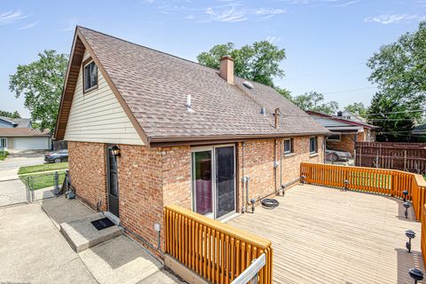 Tiny photo for 7049 W 91 Street, Bridgeview, IL 60455 (MLS # 12660438)