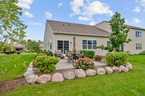 Tiny photo for 114 Easton Drive, Gilberts, IL 60136 (MLS # 12457992)