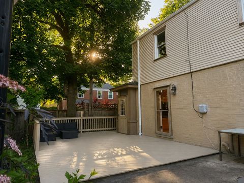 Tiny photo for 4635 W Peterson Avenue, Chicago, IL 60646 (MLS # 12663190)