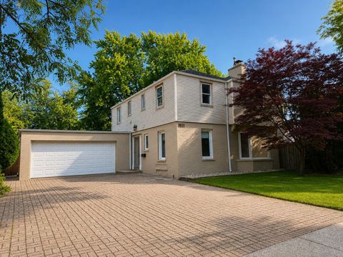 Tiny photo for 4635 W Peterson Avenue, Chicago, IL 60646 (MLS # 12663190)