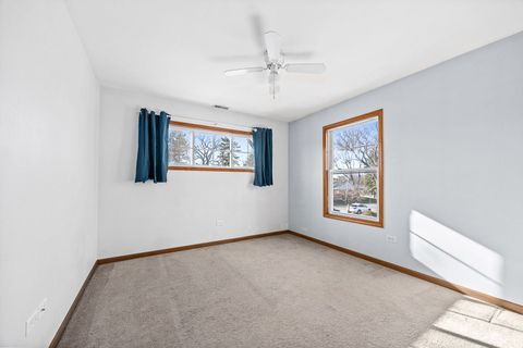 Tiny photo for 115 S Wilmette Avenue, Westmont, IL 60559 (MLS # 12577461)
