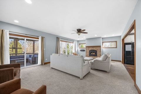 Tiny photo for 115 S Wilmette Avenue, Westmont, IL 60559 (MLS # 12577461)