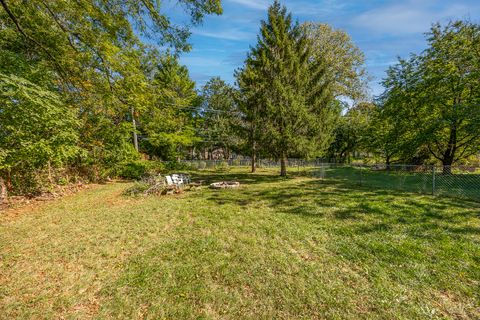 Tiny photo for 115 S Wilmette Avenue, Westmont, IL 60559 (MLS # 12577461)