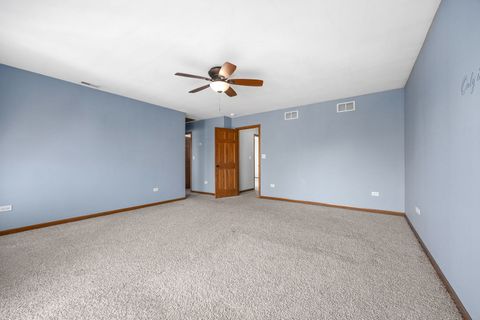 Tiny photo for 115 S Wilmette Avenue, Westmont, IL 60559 (MLS # 12577461)