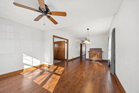 Tiny photo for 115 S Wilmette Avenue, Westmont, IL 60559 (MLS # 12577461)