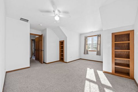 Tiny photo for 115 S Wilmette Avenue, Westmont, IL 60559 (MLS # 12577461)