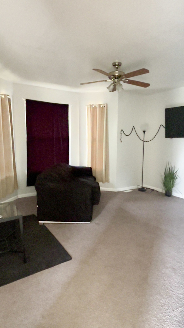 328 S Greenwood Avenue