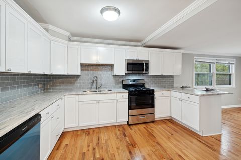 Tiny photo for 749 E 154th Street, South Holland, IL 60473 (MLS # 12411637)