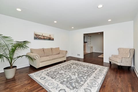 Tiny photo for 1410 Magnolia Street, Glenview, IL 60025 (MLS # 12729904)