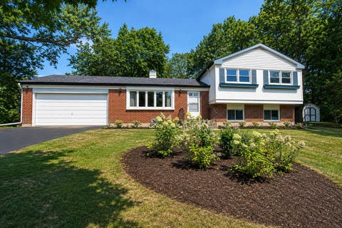 Photo of 3506 S Kilkenny Drive, Crystal Lake, IL 60014 (MLS # 12717900)