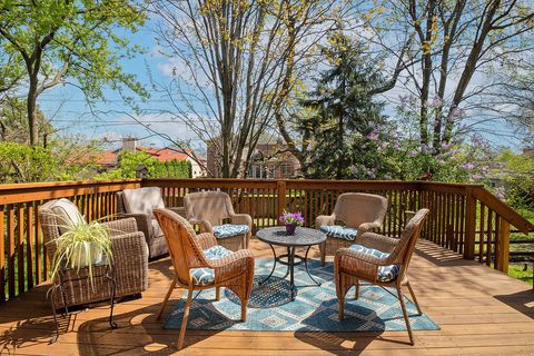 Tiny photo for 1751 Park Ridge Point, Park Ridge, IL 60068 (MLS # 12627286)