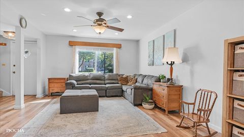 Tiny photo for 1016 N Mill Street #5, Naperville, IL 60563 (MLS # 12532639)