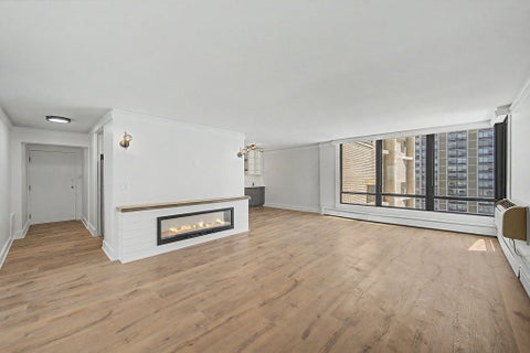 Tiny photo for 5740 N Sheridan Road #17C, Chicago, IL 60660 (MLS # 12676701)