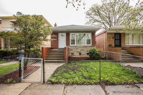 Photo of 9015 S Carpenter Street, Chicago, IL 60620 (MLS # 12506317)