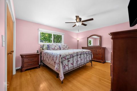 Tiny photo for 511 S Highland Avenue, Lombard, IL 60148 (MLS # 12668629)
