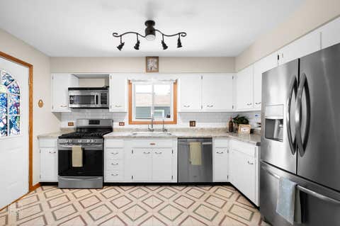 Tiny photo for 511 S Highland Avenue, Lombard, IL 60148 (MLS # 12668629)
