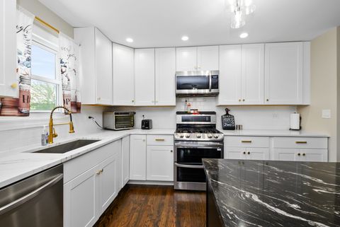 Tiny photo for 20137 S Rosewood Drive, Frankfort, IL 60423 (MLS # 12666437)