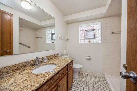 Tiny photo for 4230 Prairie Avenue, Brookfield, IL 60513 (MLS # 12610779)