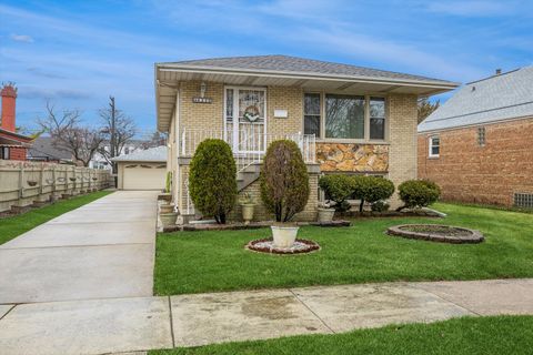 Tiny photo for 4230 Prairie Avenue, Brookfield, IL 60513 (MLS # 12610779)