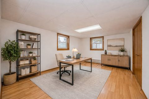 Tiny photo for 4230 Prairie Avenue, Brookfield, IL 60513 (MLS # 12610779)