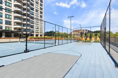 Tiny photo for 2020 N LINCOLN PARK WEST Park #25G, Chicago, IL 60614 (MLS # 12592234)