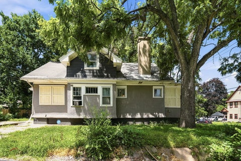 Tiny photo for 1522 Bridge Avenue, Davenport, IA 52803 (MLS # 12688890)