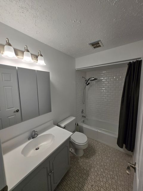 Tiny photo for 643 N Carroll Parkway #210B, Glenwood, IL 60425 (MLS # 12623717)