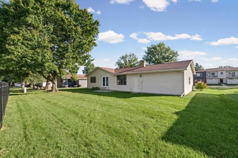 Tiny photo for 104 Surrey Court, Monticello, IL 61856 (MLS # 12785011)
