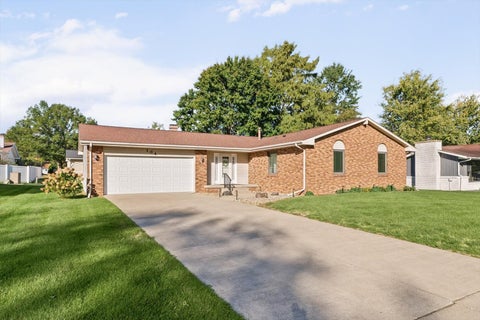 Tiny photo for 104 Surrey Court, Monticello, IL 61856 (MLS # 12785011)