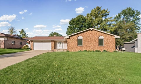 Tiny photo for 104 Surrey Court, Monticello, IL 61856 (MLS # 12785011)