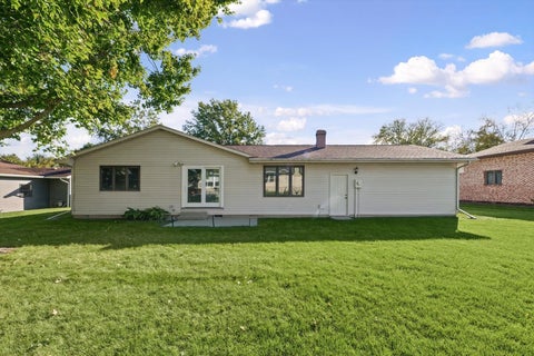 Tiny photo for 104 Surrey Court, Monticello, IL 61856 (MLS # 12785011)