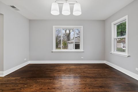 Tiny photo for 2049 N Hawthorne Avenue, Melrose Park, IL 60164 (MLS # 12520998)