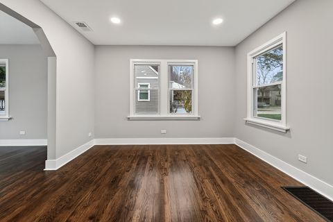 Tiny photo for 2049 N Hawthorne Avenue, Melrose Park, IL 60164 (MLS # 12520998)