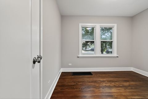 Tiny photo for 2049 N Hawthorne Avenue, Melrose Park, IL 60164 (MLS # 12520998)