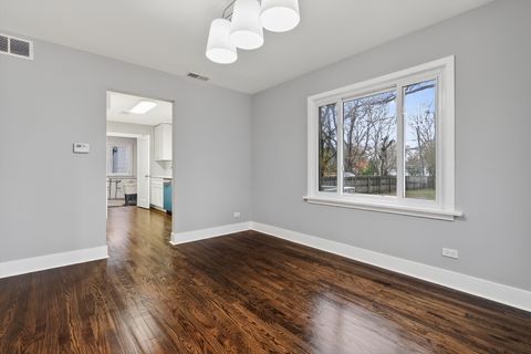 Tiny photo for 2049 N Hawthorne Avenue, Melrose Park, IL 60164 (MLS # 12520998)