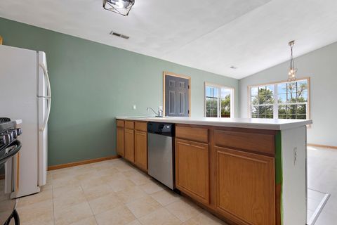 Tiny photo for 10050 Skipperling Road #1, Roscoe, IL 61073 (MLS # 12656606)
