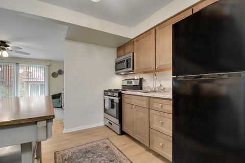 Tiny photo for 14810 Kilpatrick Avenue #6E, Midlothian, IL 60445 (MLS # 12584439)