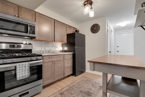 Tiny photo for 14810 Kilpatrick Avenue #6E, Midlothian, IL 60445 (MLS # 12584439)