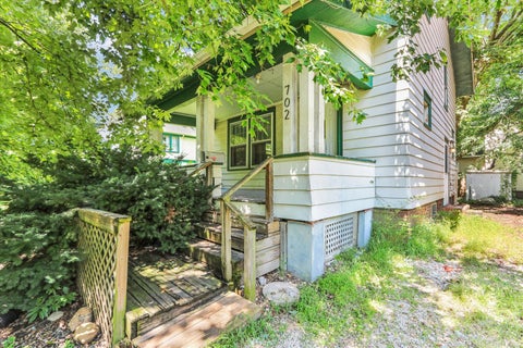Tiny photo for 702 W Oregon Street, Urbana, IL 61801 (MLS # 12714741)
