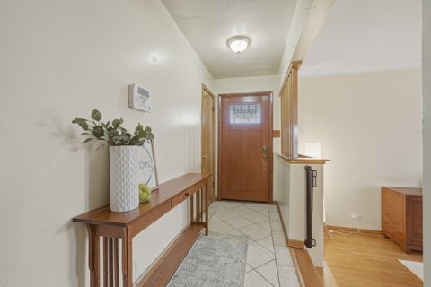 Tiny photo for 10800 S Tripp Avenue, Oak Lawn, IL 60453 (MLS # 12562026)