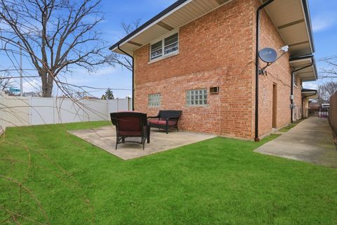Tiny photo for 10800 S Tripp Avenue, Oak Lawn, IL 60453 (MLS # 12562026)