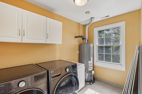 Tiny photo for 6619 Palma Lane, Morton Grove, IL 60053 (MLS # 12537745)