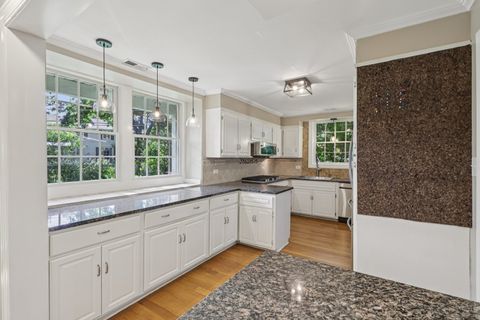 Tiny photo for 6619 Palma Lane, Morton Grove, IL 60053 (MLS # 12537745)