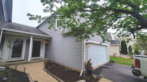 790 Wedgewood Circle 790 Lake In The Hills IL 60156