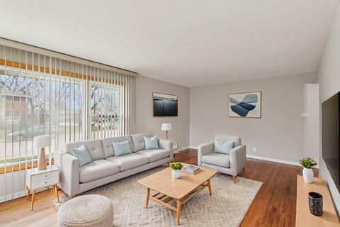 Tiny photo for 16080 Marion Drive, South Holland, IL 60473 (MLS # 12606488)